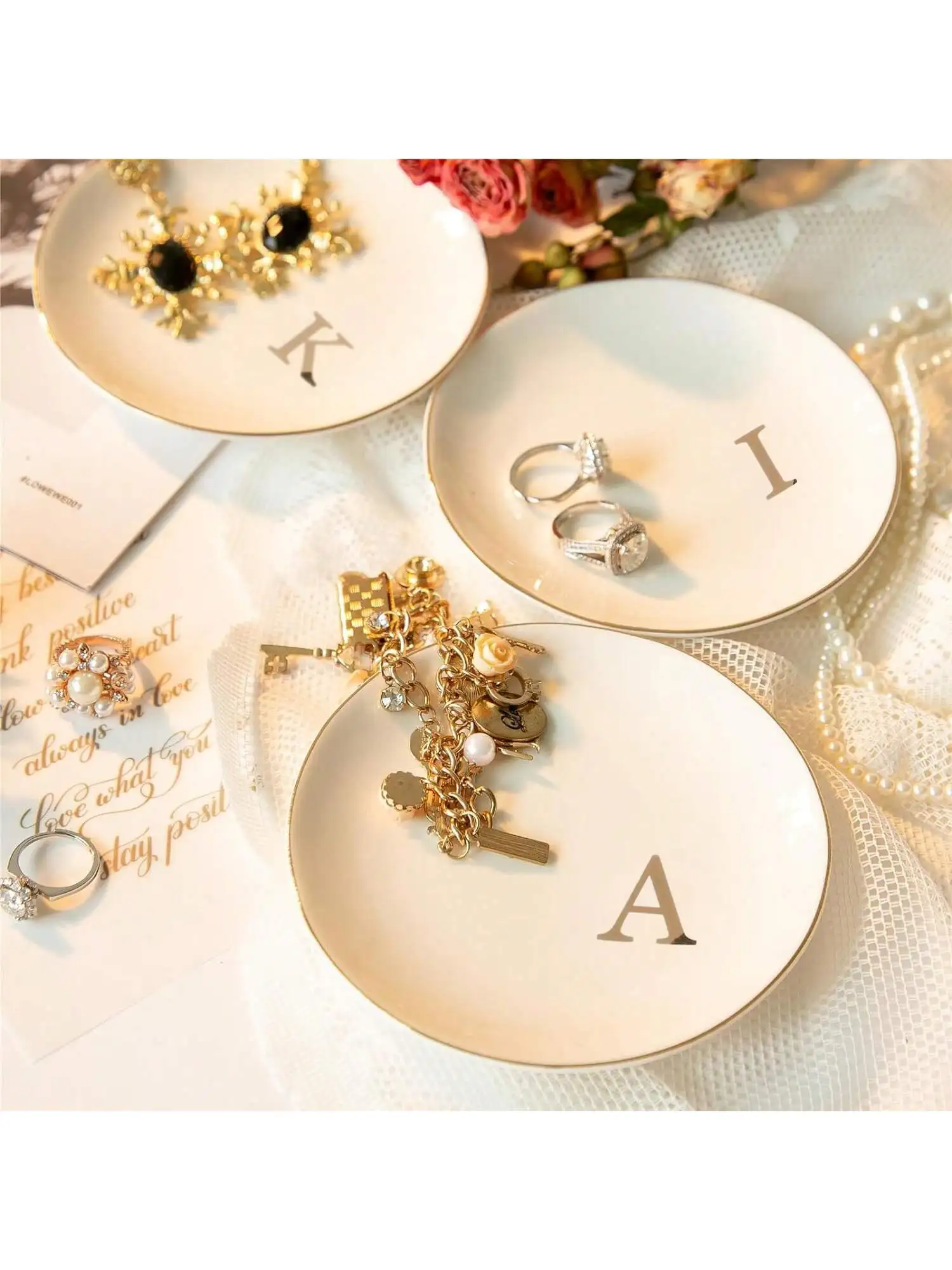 Ringschale mit Initialen, Schm – Event Z Bewertung und Preis